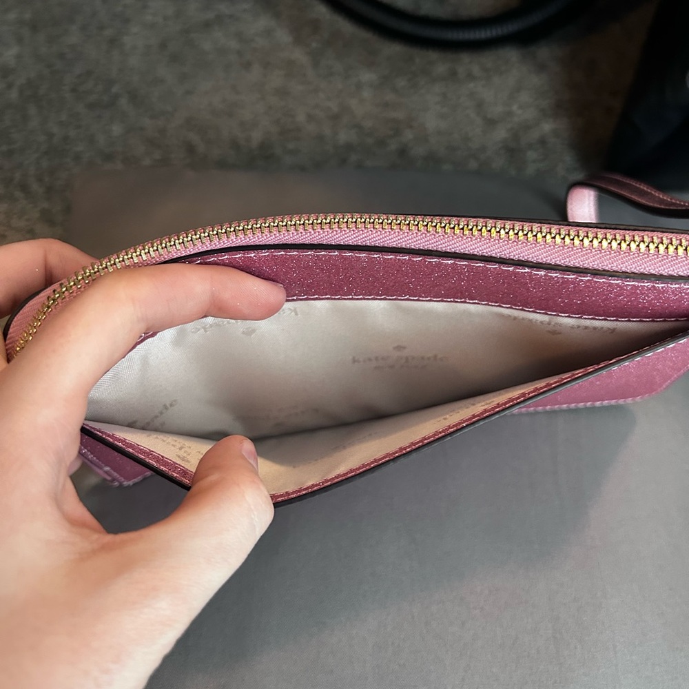Kate Spade New York Pink Lucy Glitter L-Zip Wristlet Preppy Luxury - Picture 3 of 10